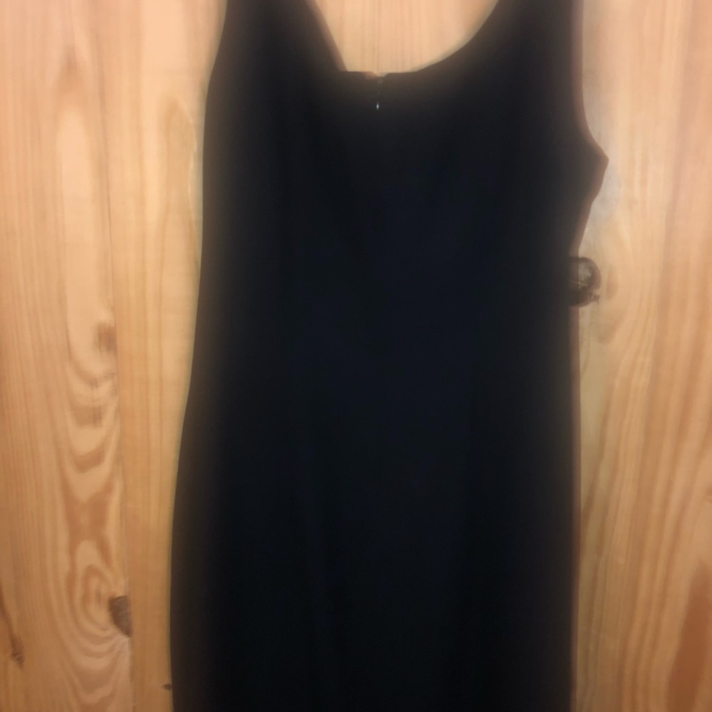 Lady’s little black dress
